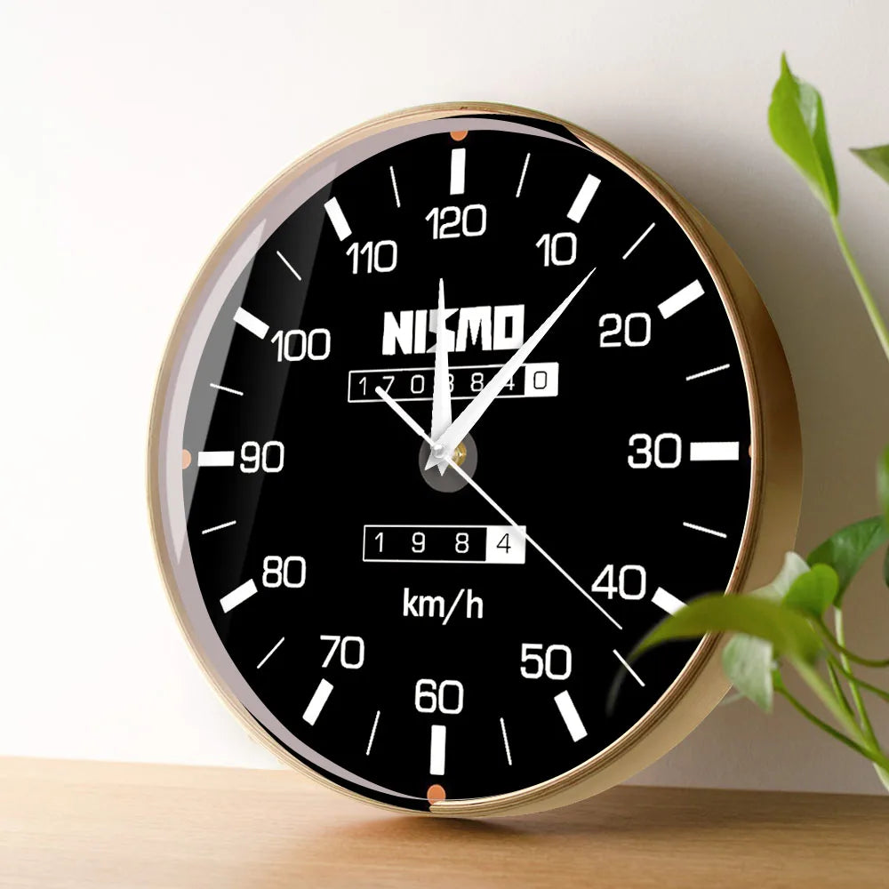 Racing Car Speedometer Decorative Wall Clock For Man Cave Garage Decor Retro Motorsports Guage Design Driving Artwork Wall Watch