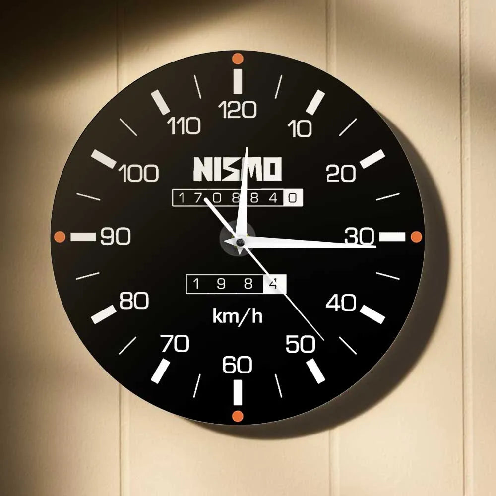 Racing Car Speedometer Decorative Wall Clock For Man Cave Garage Decor Retro Motorsports Guage Design Driving Artwork Wall Watch